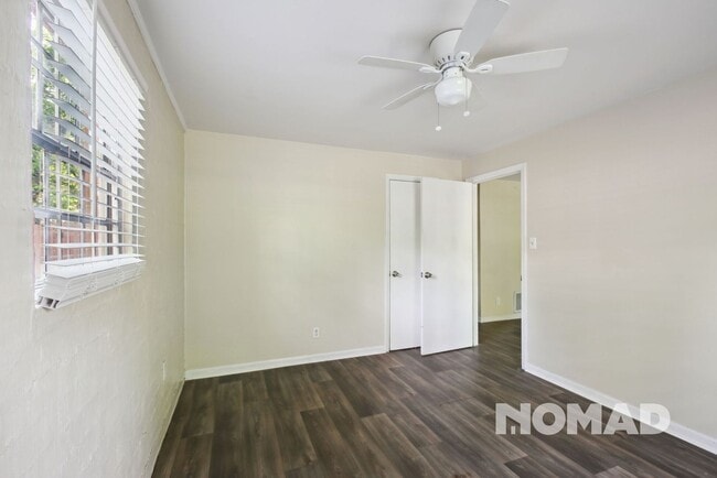 Building Photo - Charming 2BR Duplex in East Point