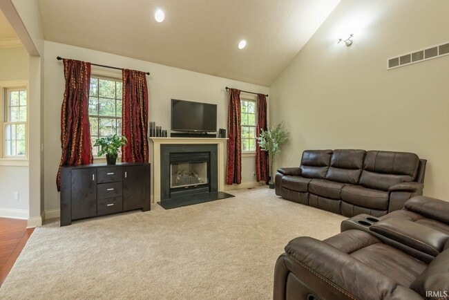 Building Photo - 1532 S Andrew Cir