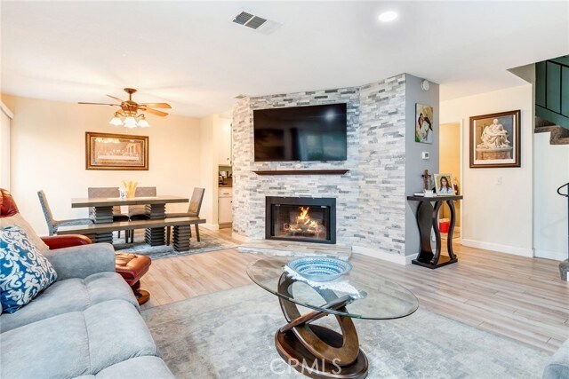 Building Photo - 9306 Mesa Verde Dr