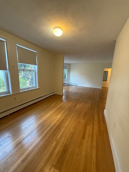 Building Photo - 306 Tappan St