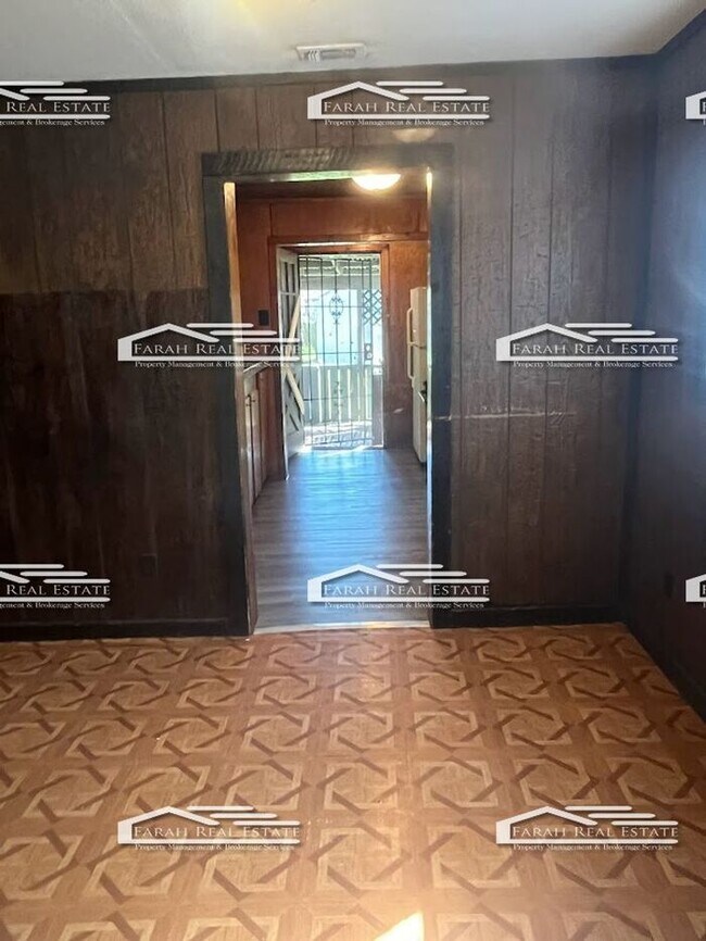 Building Photo - 2/1 Unit- Now Available, Fort Worrth TX!