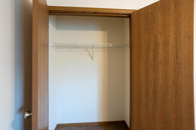 Building Photo - 5718 Canaveral Dr