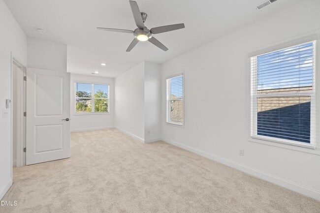 Building Photo - 115 Swain St