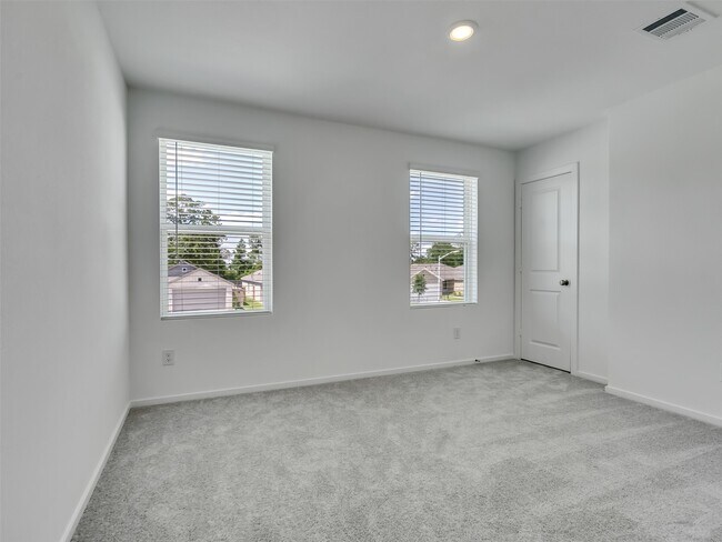 Building Photo - 921 Capracotta Dr