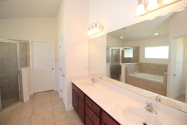 Building Photo - 76 Folson Ln