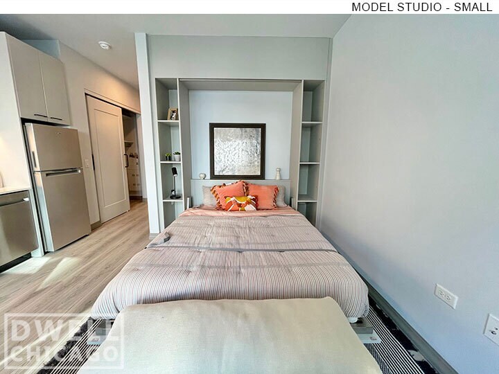 Building Photo - 2145 N Elston Ave