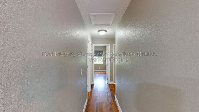 Building Photo - 214 Woodmere Blvd