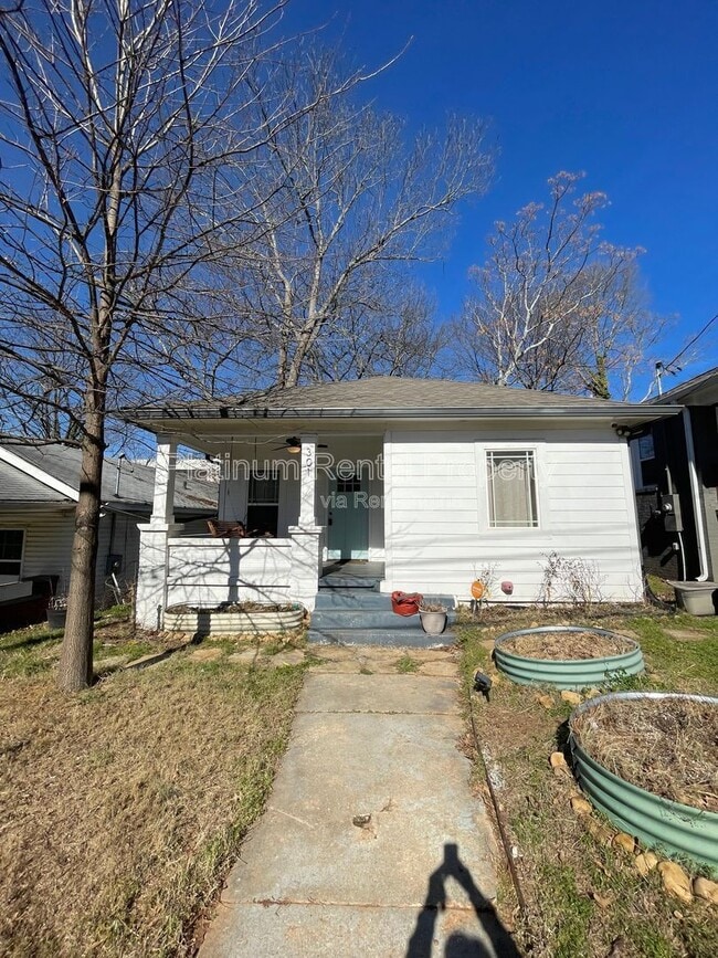 Building Photo - 301 Fletcher St SW