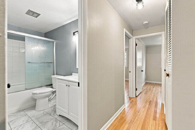 Building Photo - 840 Hilton Dr