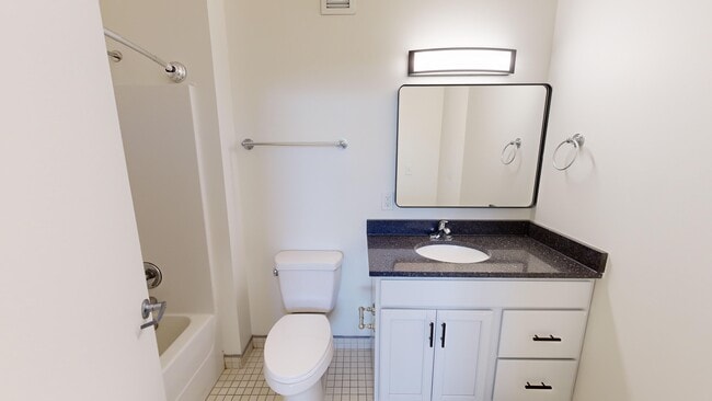 Building Photo - American Can Lofts