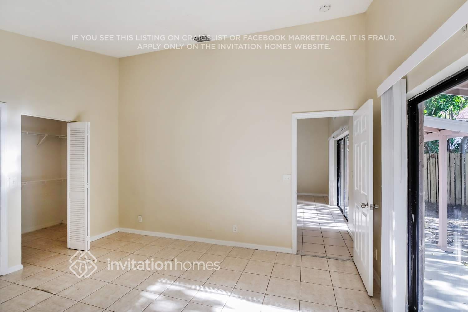 Building Photo - 4162 NW 114th Ave