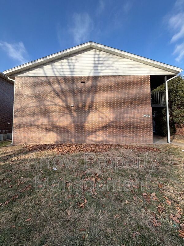 Building Photo - 1820 F St