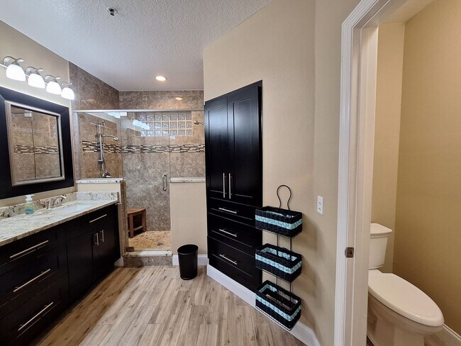 Building Photo - 3BR 2BA BOUCHELLE ISLAND GROUND FLOOR COND...