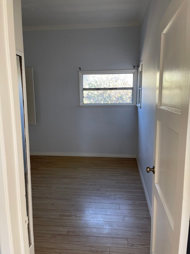 Building Photo - 265 S Church Ln