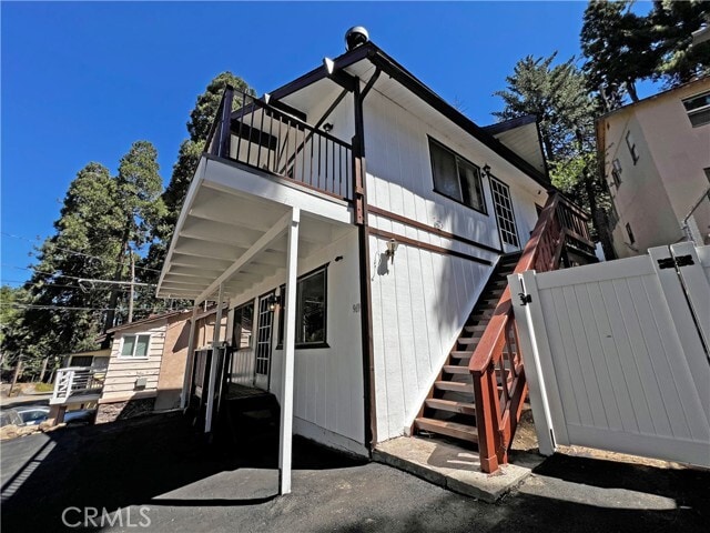 Building Photo - 969 Fern Dr