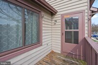 Building Photo - 4820B Aberdeen Dr