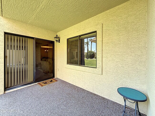 Building Photo - 10330 W Thunderbird Blvd