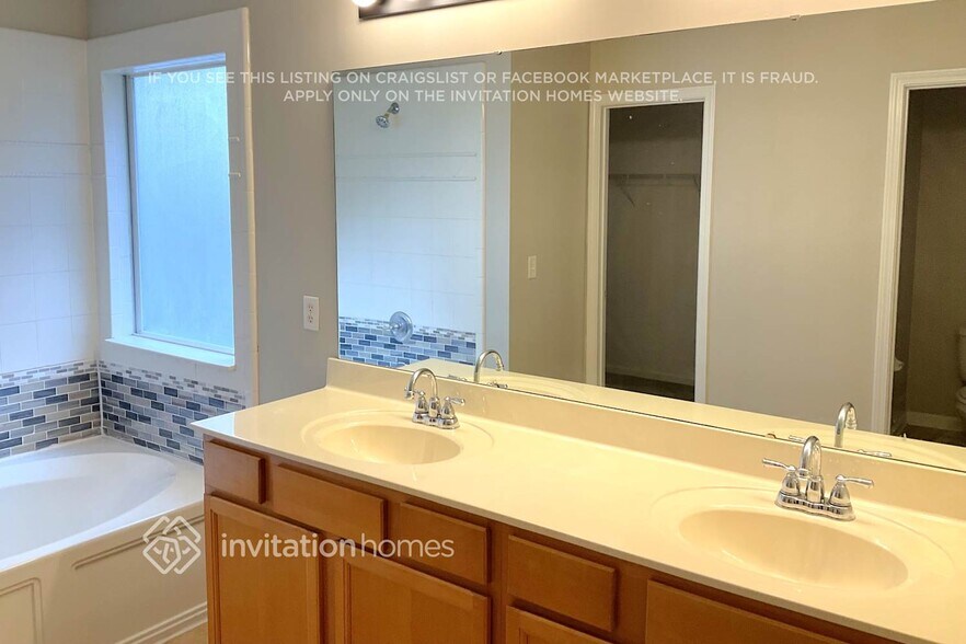 Building Photo - 1817 Enterprise Ave