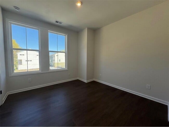 Building Photo - 1393 Breezy St SE