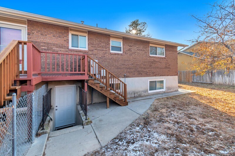 Building Photo - 2066 Quailstone Dr