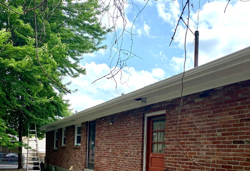 Rear of home. Deck to be added in June. - 8003 Broadfern Dr
