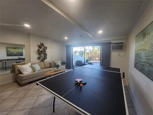 Building Photo - 1355 Pinellas Bayway S