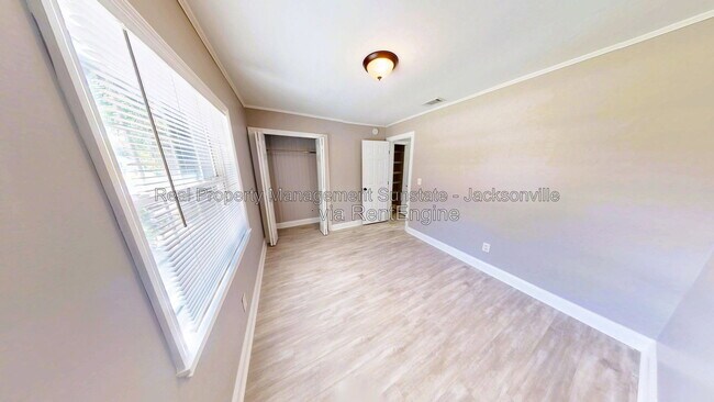 Building Photo - 865 Rudder Rd