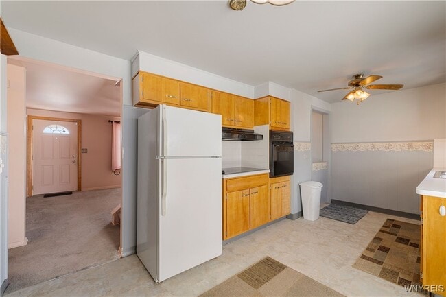 Building Photo - 212 Santin Dr