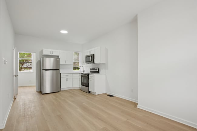 Building Photo - 5945 N Norwood St