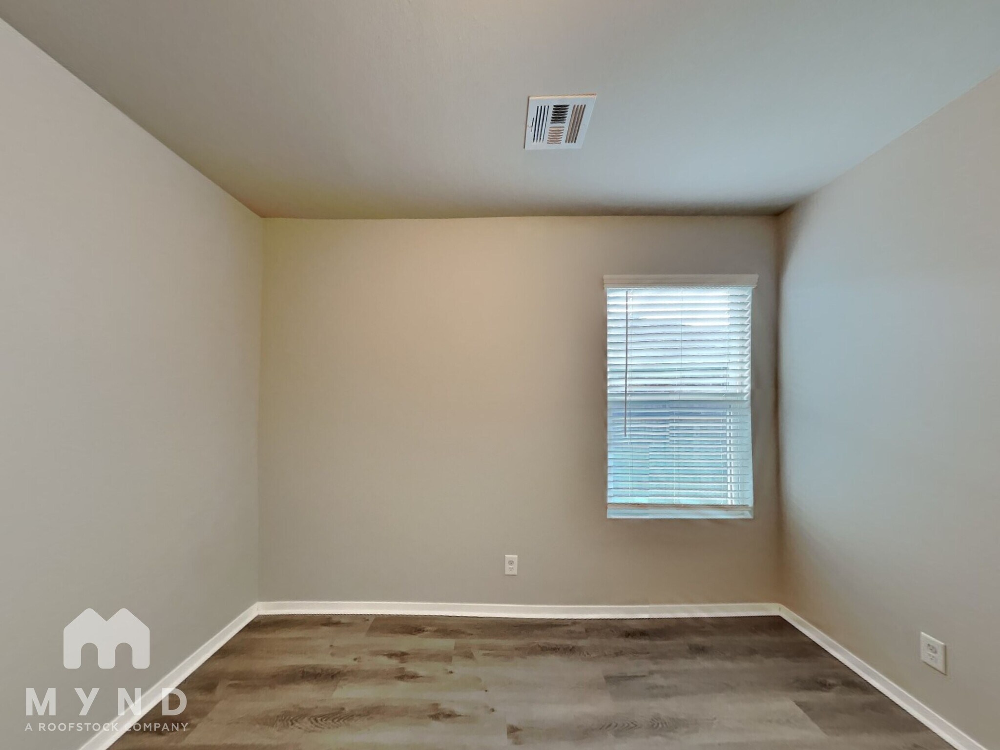 Building Photo - 3631 S 151st E Ave