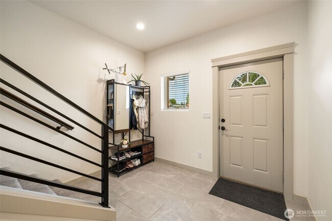 Building Photo - Brand new 4bed 2.5bath Home.