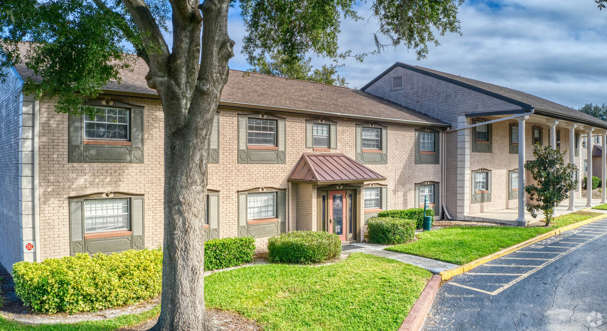 Village Green Apartments Altamonte Springs