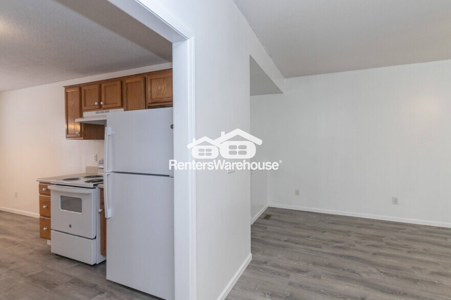 Building Photo - 1515 Galway Ct