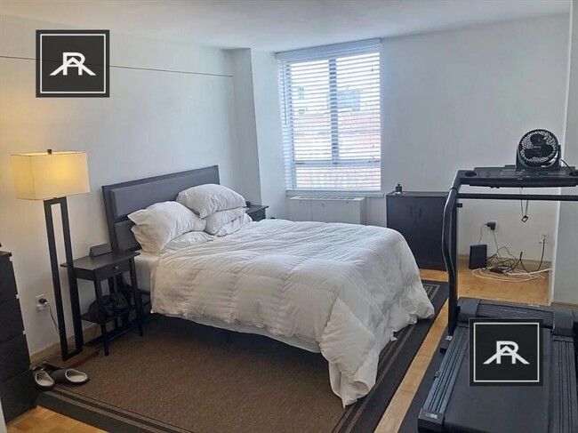 Building Photo - 1 bedroom in Brookline MA 02446