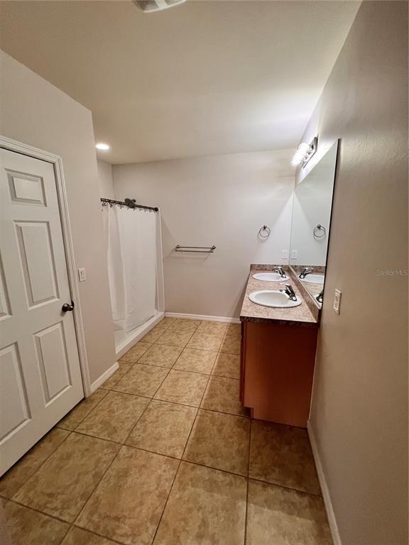 Building Photo - 25524 Lambert Ln