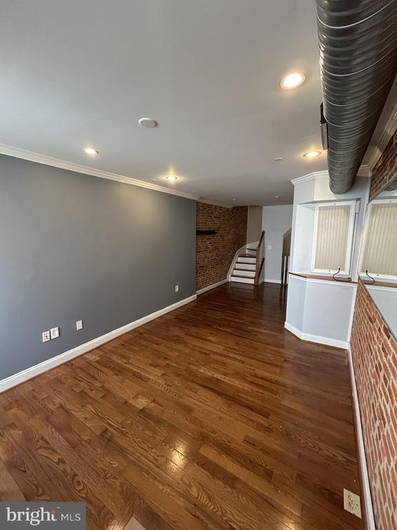 Building Photo - 113 N Bradford St