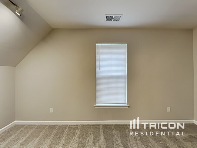 Building Photo - 2481 Acadia Ct