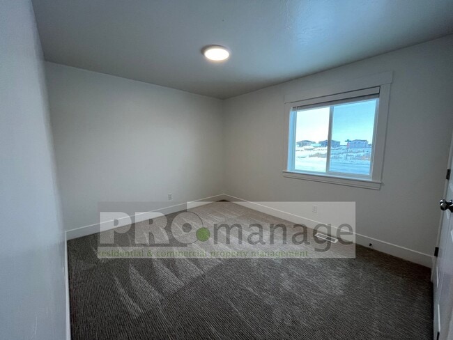 Building Photo - Brand New 3 Bed / 2 Bath Townhouse with 2-...