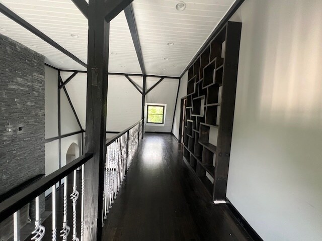 Building Photo - 14935 W Old School Rd