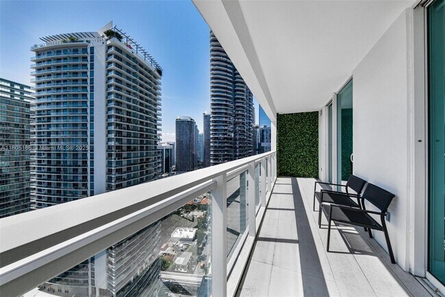 Building Photo - 1080 Brickell Ave