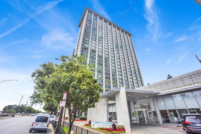 Building Photo - 3600 N Lake Shore Dr