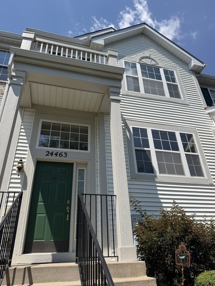 Building Photo - 24463 John Adams Dr