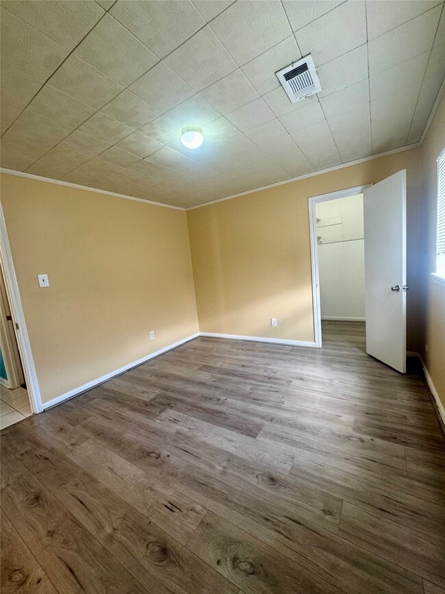 Building Photo - 8418 Hazen St