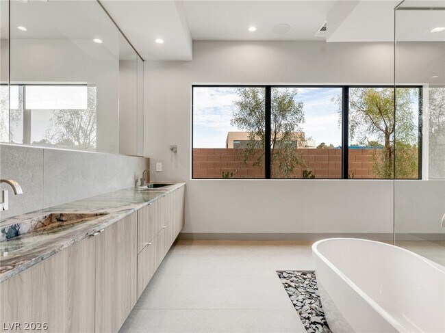 Building Photo - 3510 Cosima Ln