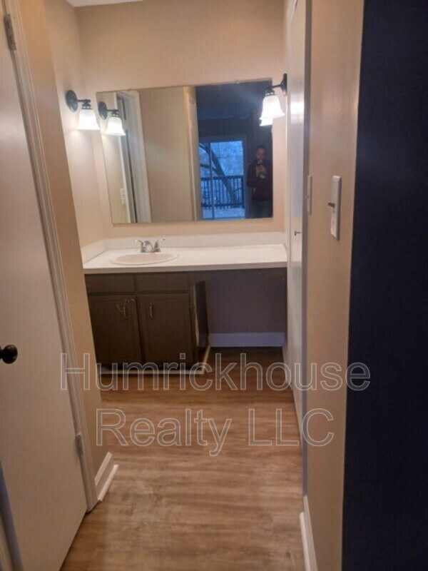 Building Photo - 1133 Molokai Dr