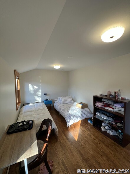 Building Photo - 16 Trowbridge St