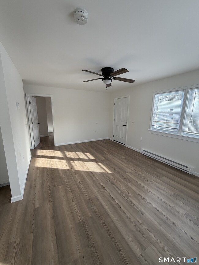 Building Photo - 2 Waco Ct