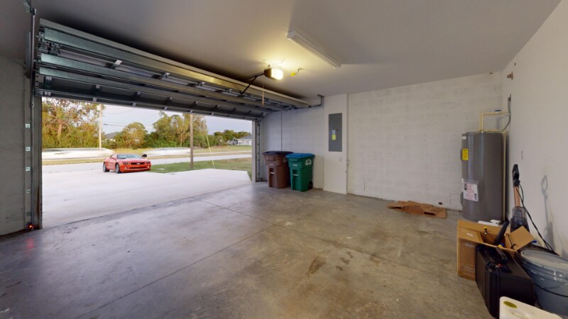 Building Photo - 2846 Northwest 28th Ave