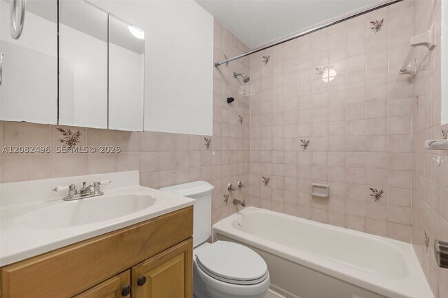 Building Photo - 1284 W 44th Pl