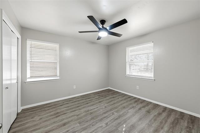 Building Photo - 2209 Normandy Dr